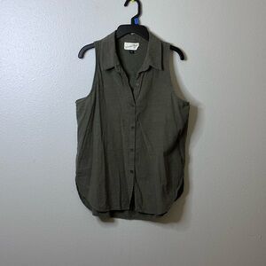 Universal Thread‎ Women Olive Green sleeveless Blouse S